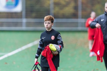 Bild 48 - wCJ VfL Pinneberg - Eimsbuettler TV : Ergebnis: 0:3